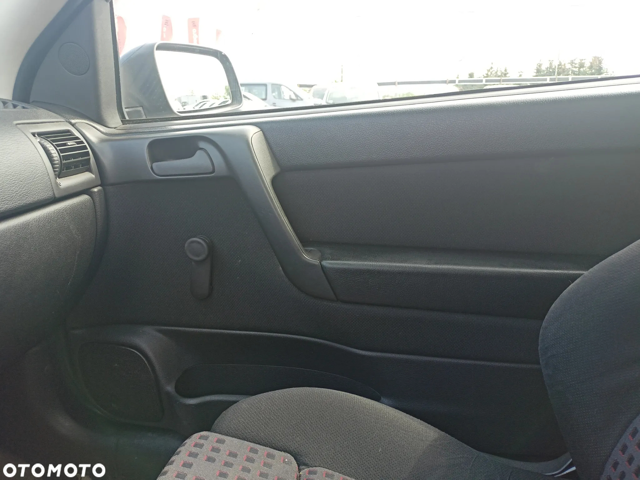 Opel Astra II Cabrio 1.6 - 11