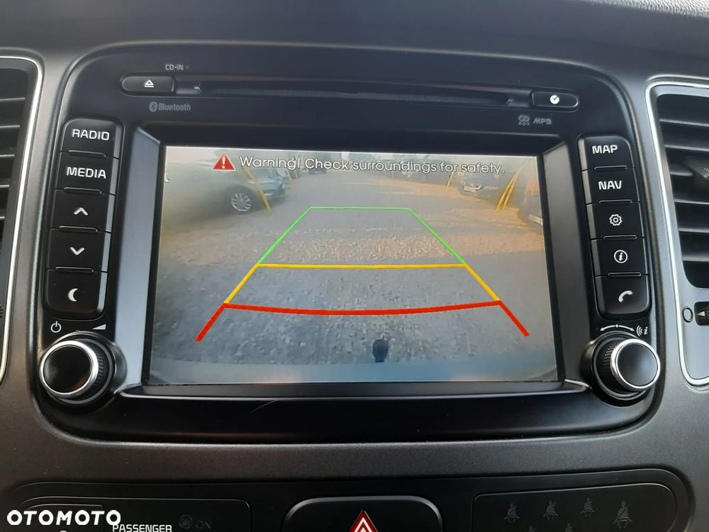 Kia Carens 1.6 GDI Edition 7 - 13