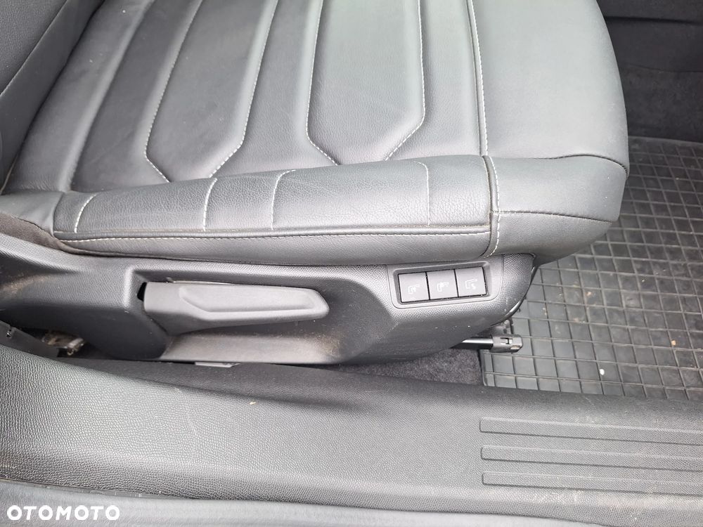 Citroën C4 1.2 PureTech Feel Pack S&S EAT8 - 6
