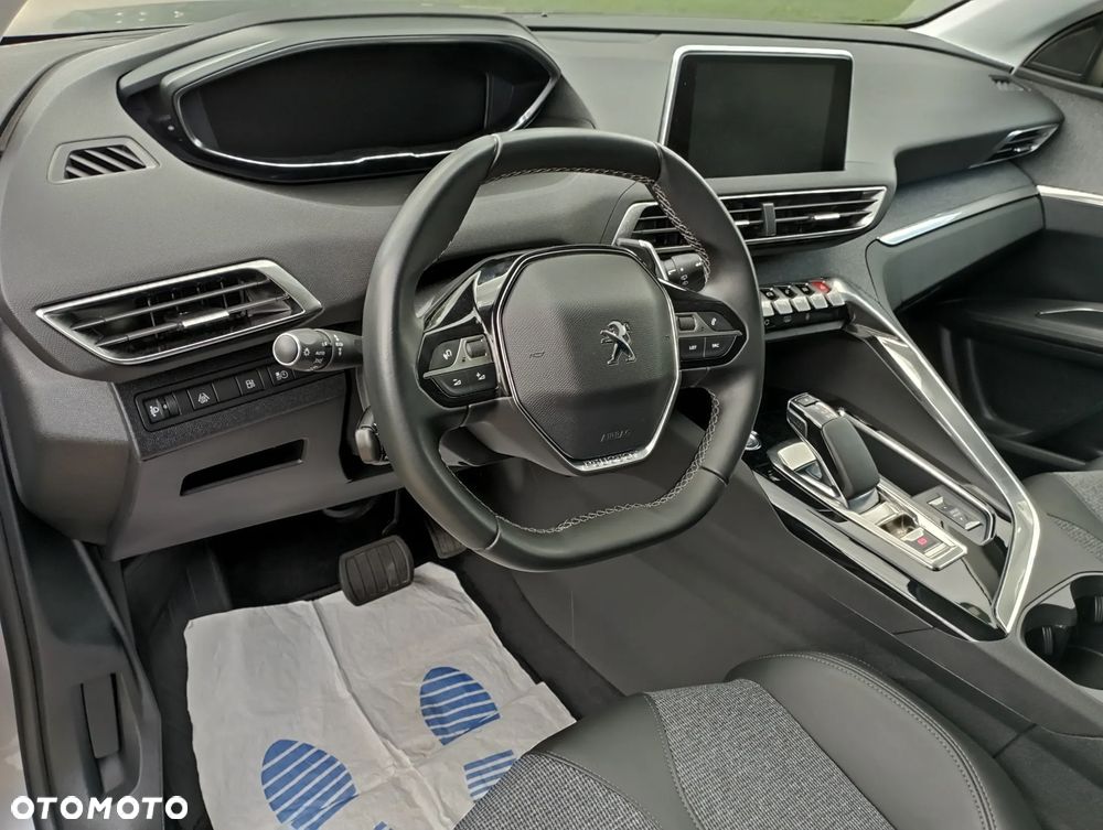 Peugeot 3008 1.6 PureTech Hybrid PHEV Active Pack S&S EAT8 - 21