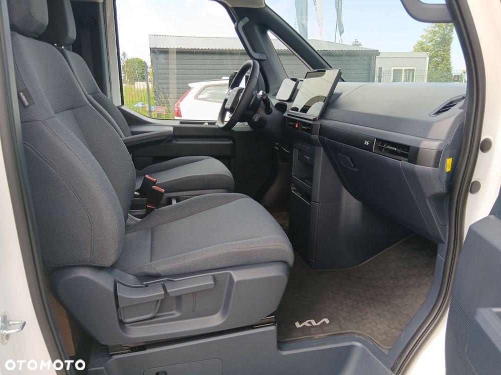 Kia PV5 - 26