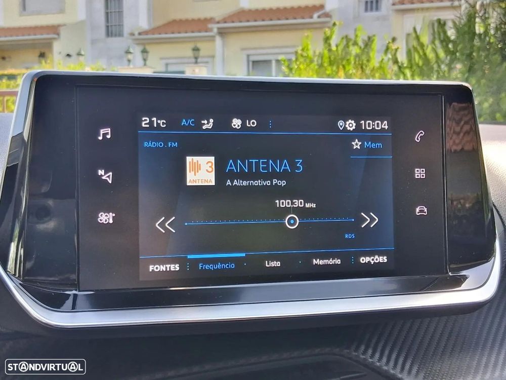 Peugeot 2008 1.2 PureTech Allure EAT8 - 48