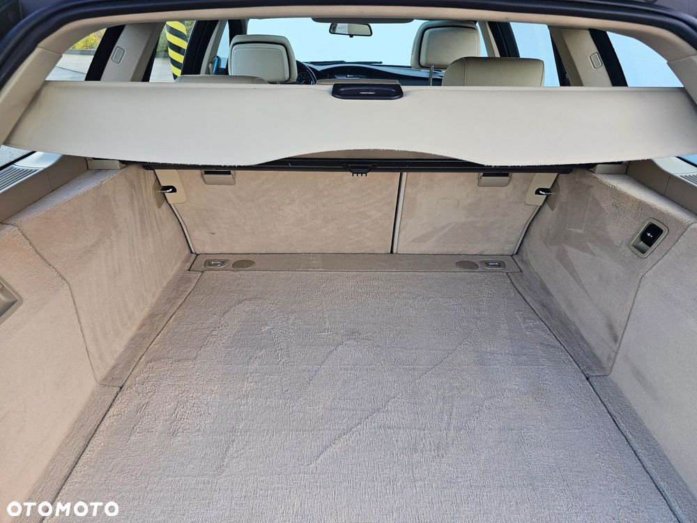 BMW Seria 5 525i Edition Exclusive - 25