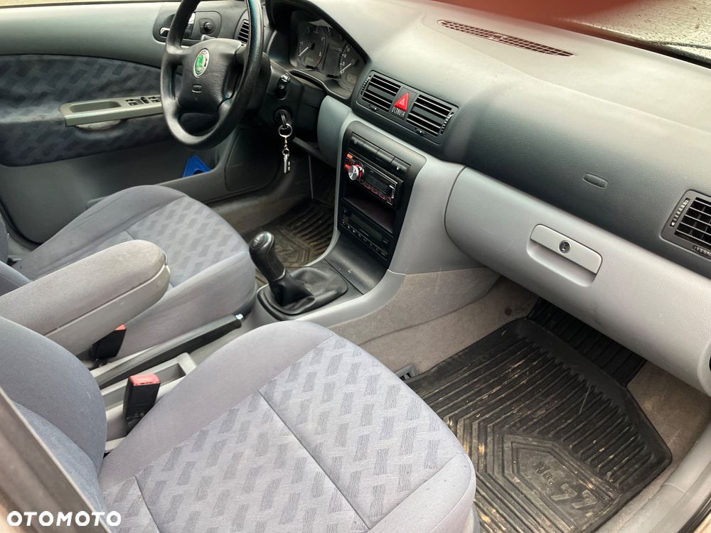 Skoda Octavia 1.9 TDI Tour - 4