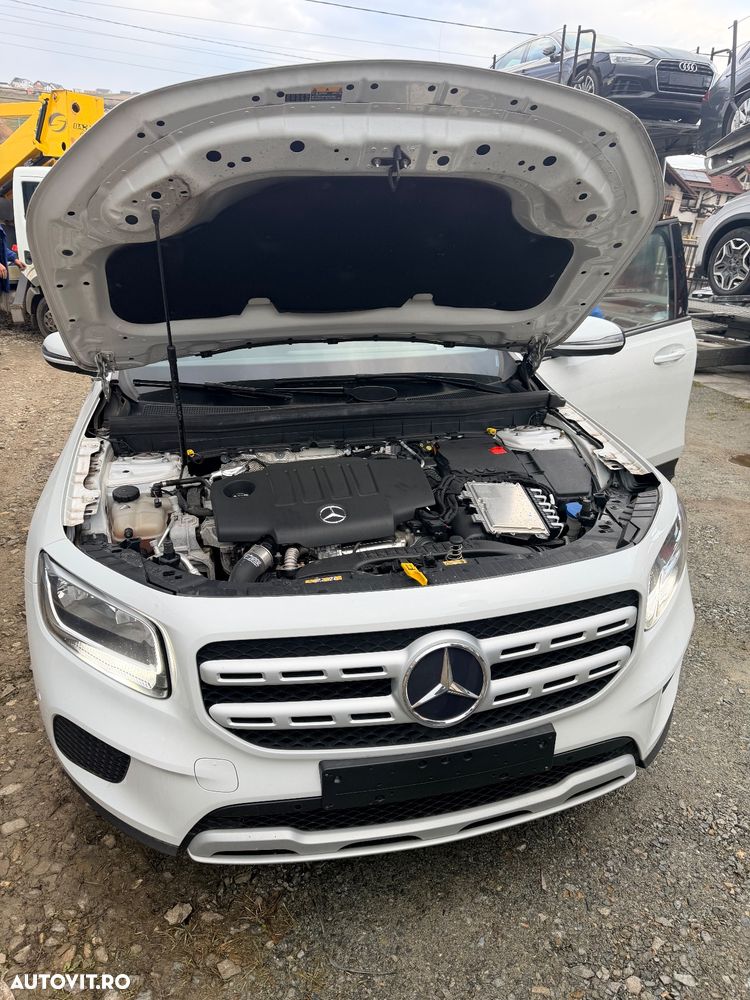 Mercedes-Benz GLB 180 d 8G-DCT - 10