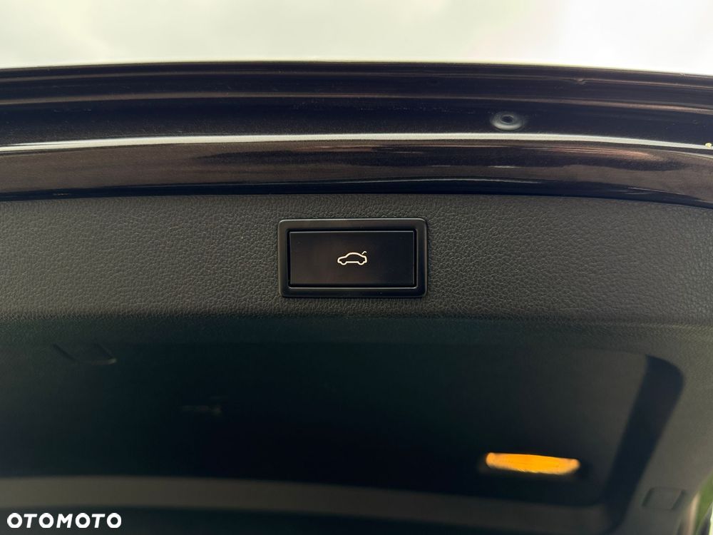 Skoda Superb 2.0 TDI 4x4 DSG L&K - 10