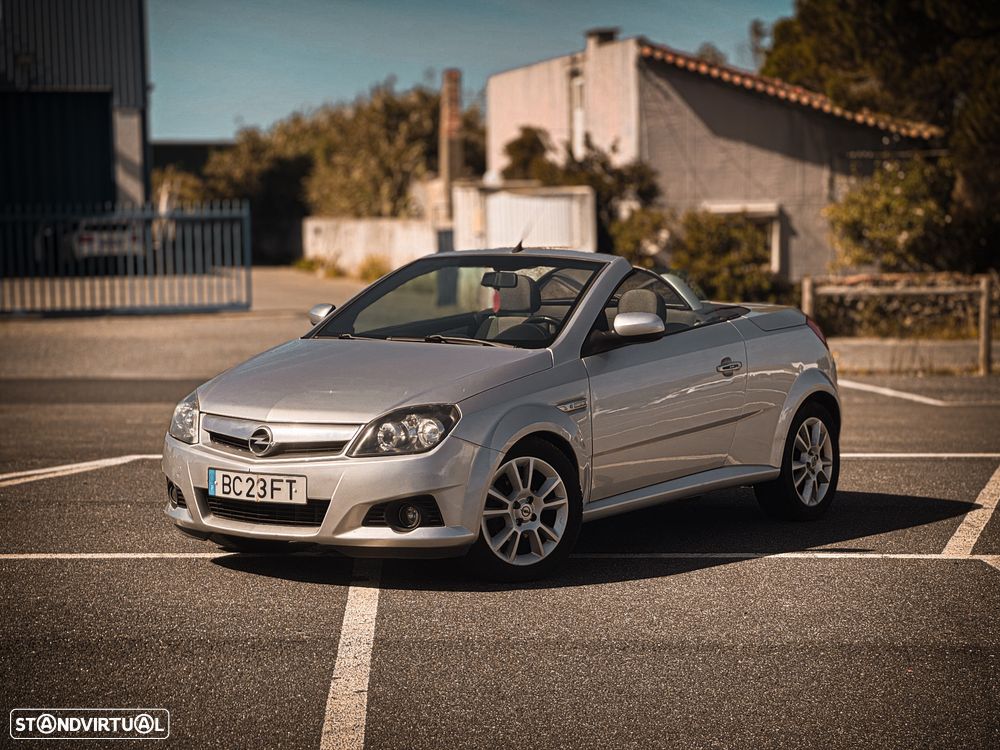 Opel Tigra TwinTop 1.4 (Enjoy) - 1