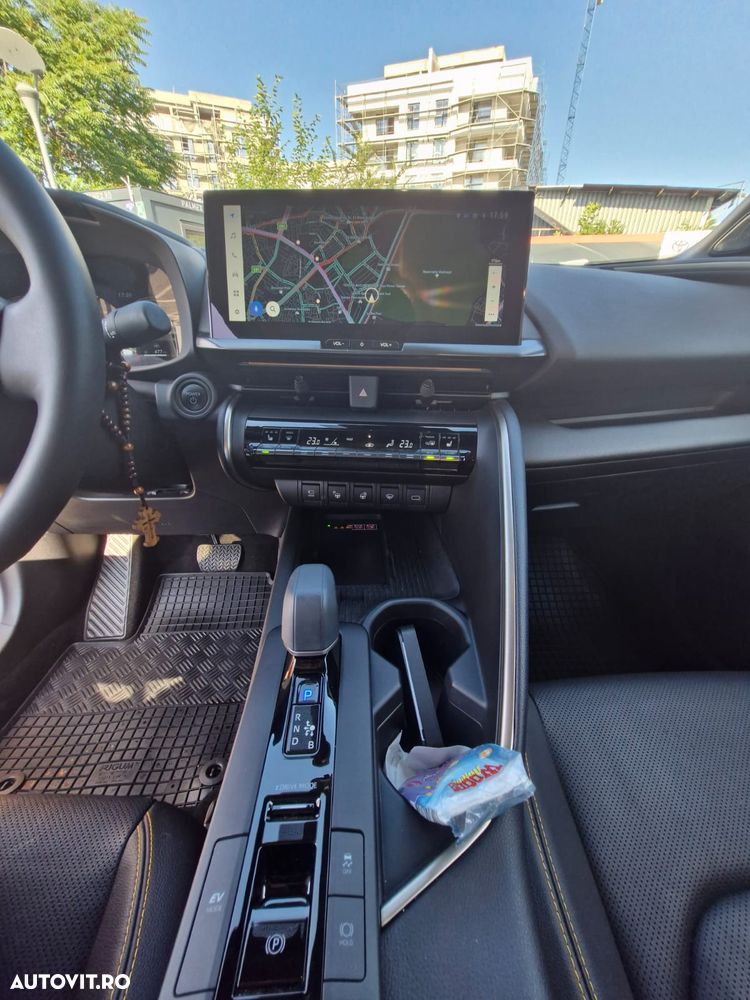TOYOTA C-HR 2023 — imagine 22