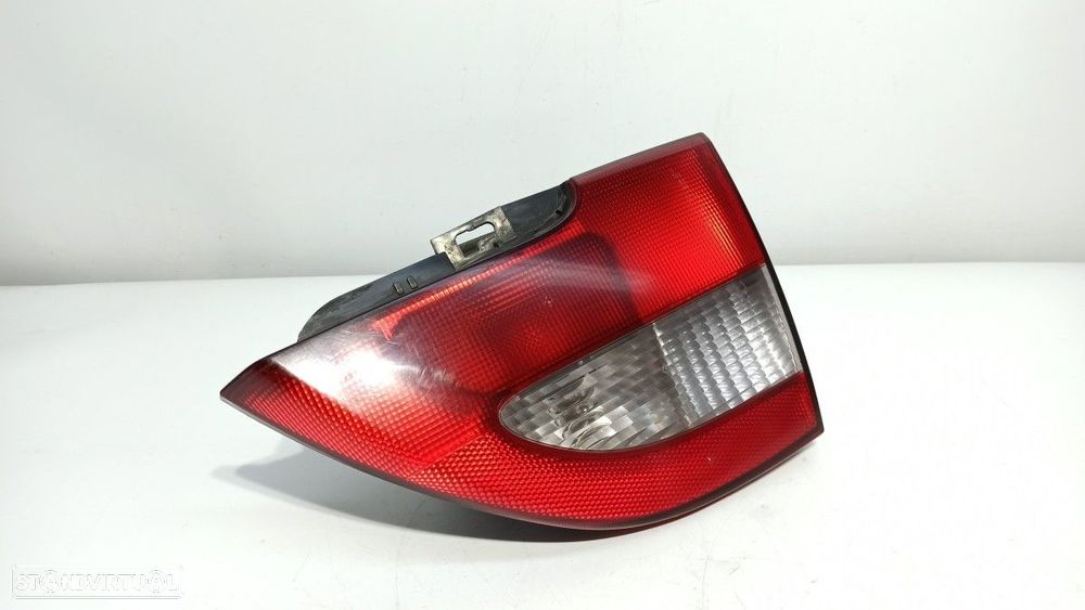 FAROLIM TRASEIRO DIREITO RENAULT MEGANE I FASE 2 CLASSIC (LA..) 1.4 16V RXE - 4
