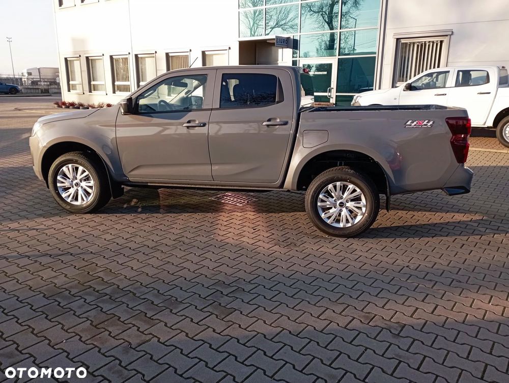 Isuzu D-Max 1.9 DC LS - 6