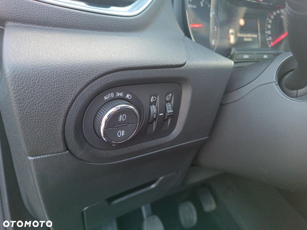 Opel Grandland X - 16