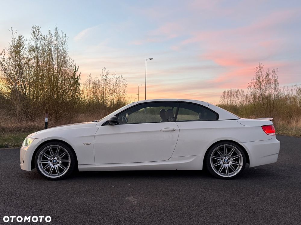 BMW Seria 3 320i - 12