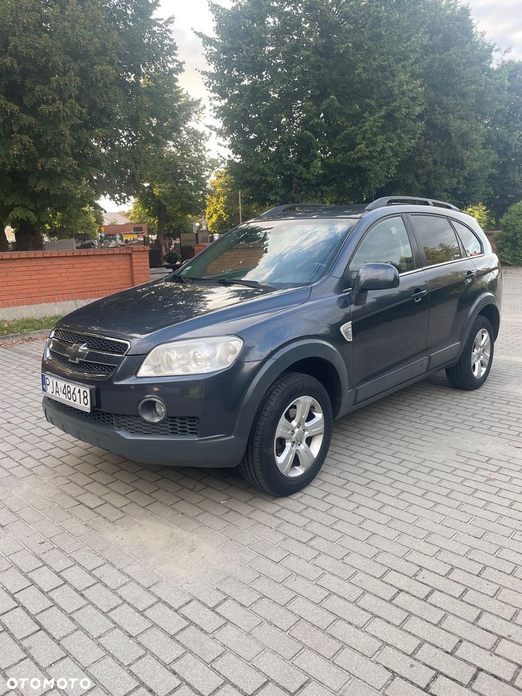 Chevrolet Captiva 2.0 d LT base 5os - 4