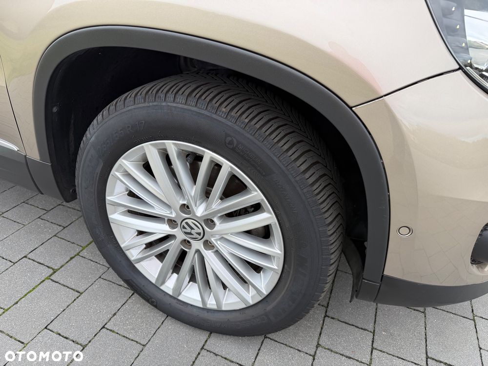 Volkswagen Tiguan - 11