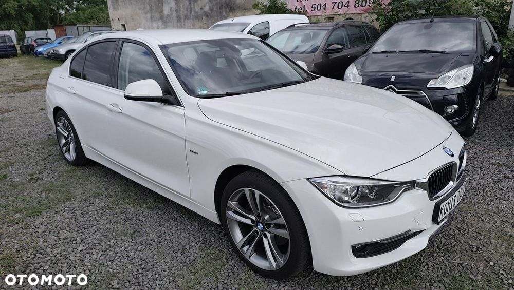BMW Seria 3 320d Luxury Line - 2