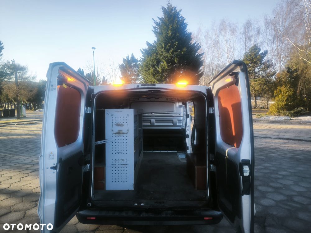 Renault TRAFIC - 12