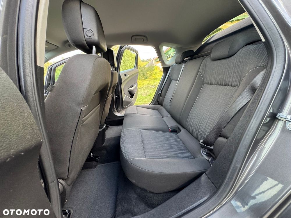 Opel Astra 1.6 Active - 26