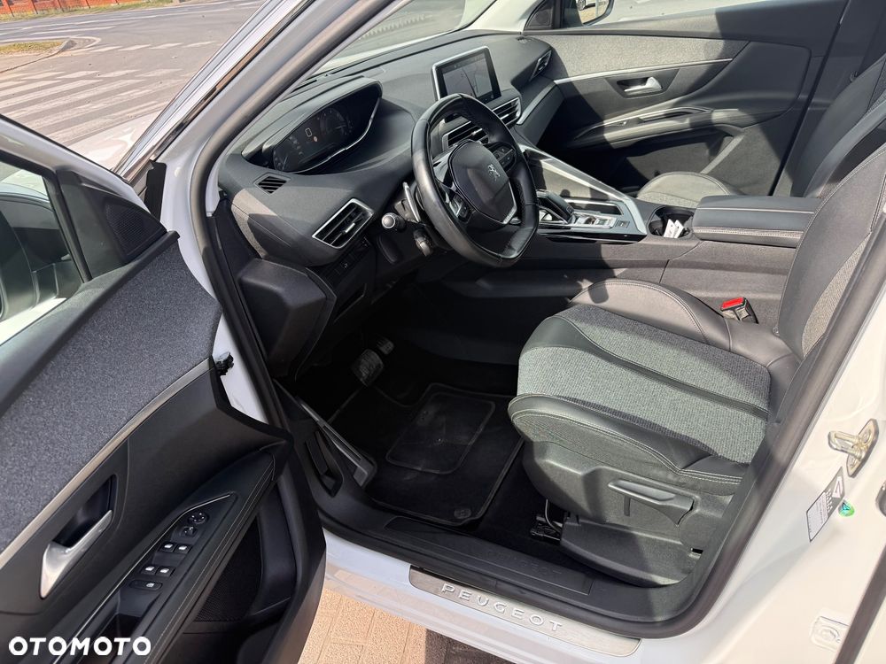 Peugeot 3008 1.5 BlueHDi Allure Pack S&S EAT8 - 10