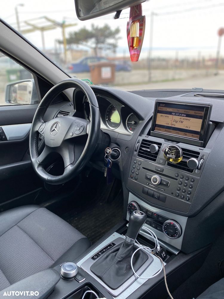 Mercedes-Benz C ver-220-d-4m-t--modell-aut - 4