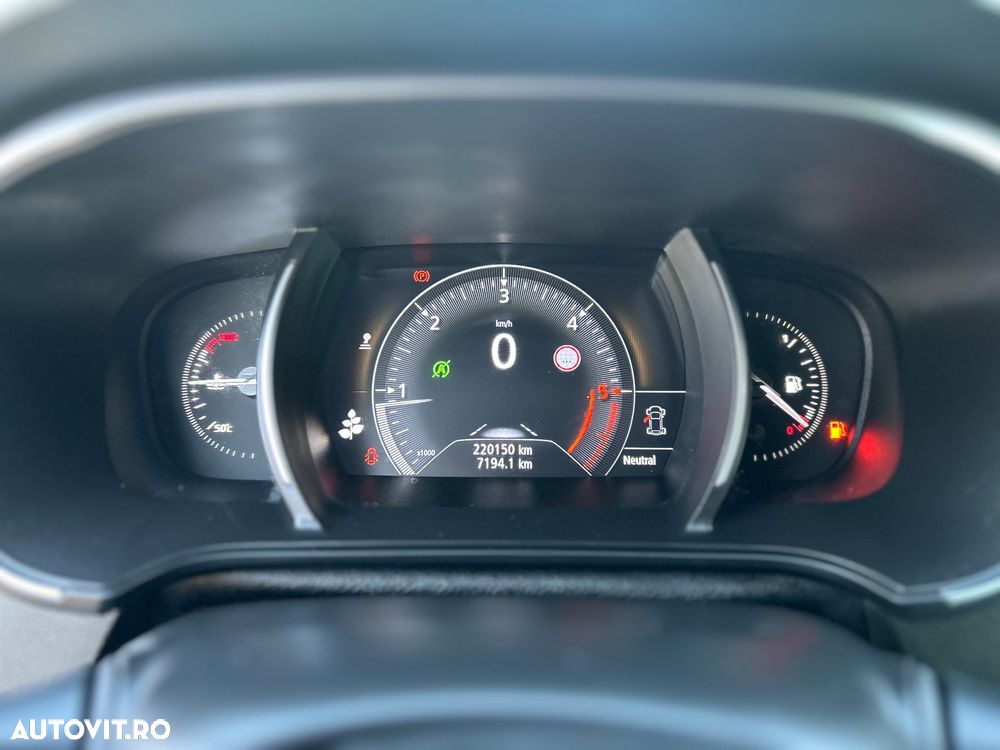 Renault Megane ENERGY dCi 110 Start & Stop Bose Edition - 11