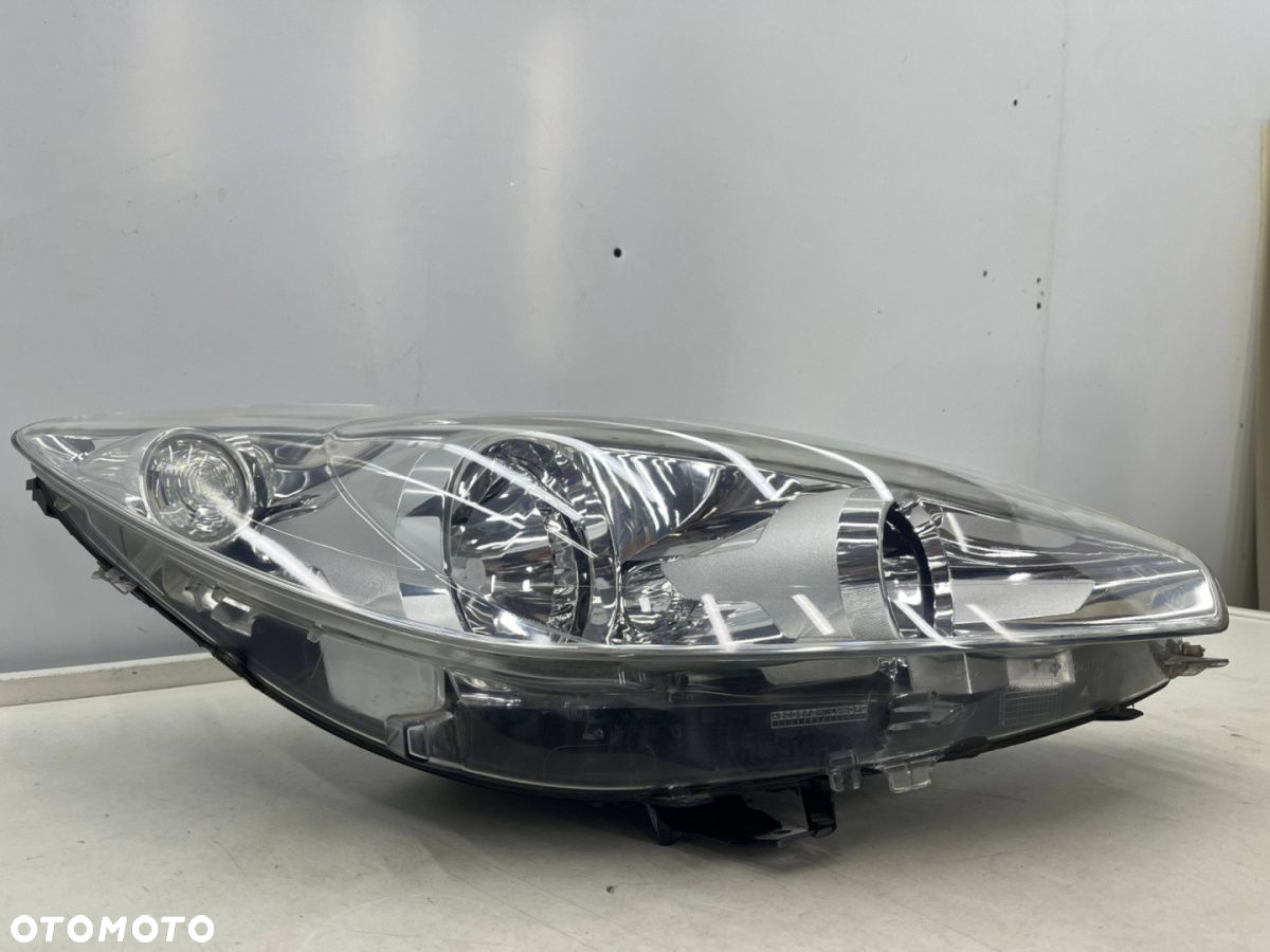 Lampa reflektor Peugeot 308 I T7 Lift 11-13r. Peugeot RCZ Lift PRAWA przednia zwykła H7 9674039780 - 11