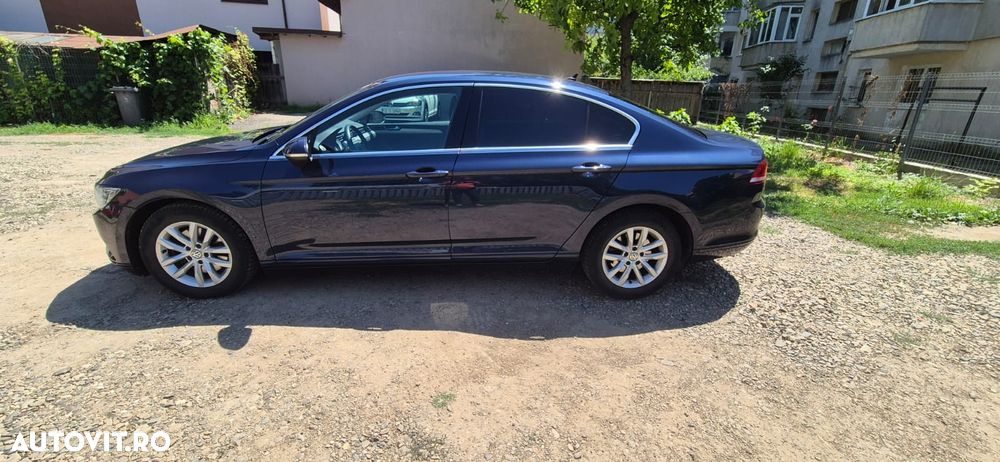 Volkswagen Passat 2.0 TDI (BlueMotion Technology) Comfortline - 4