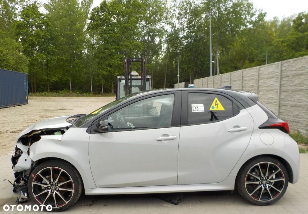 Toyota Yaris - 8