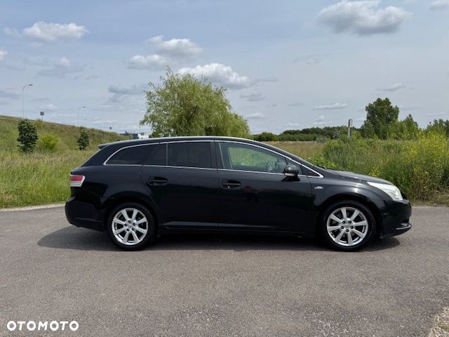 Toyota Avensis 2.2 D-CAT Premium - 3