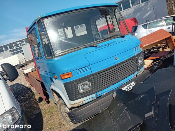 Mercedes-Benz 508D kaczka