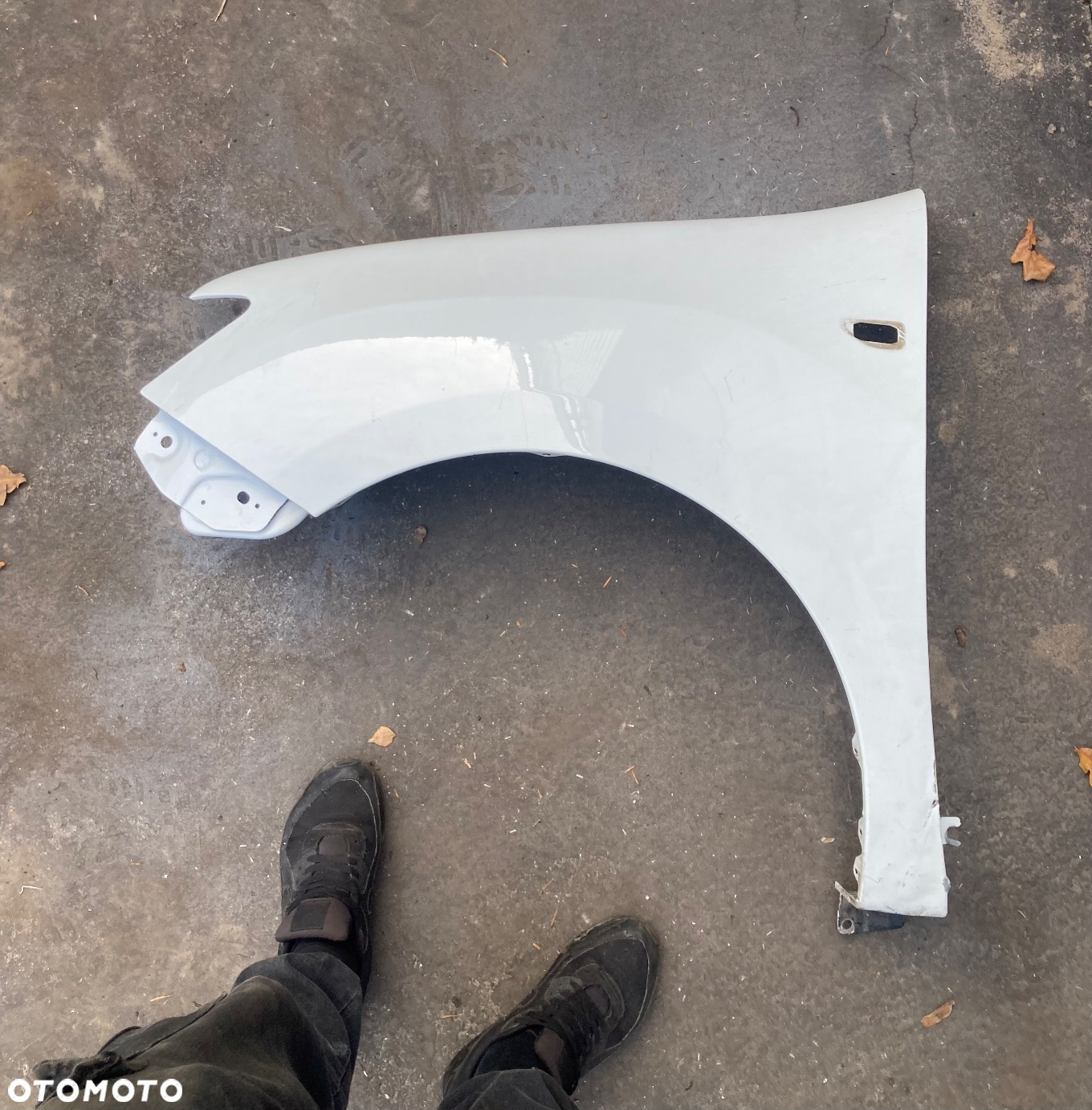 DACIA SANDERO Logan 2 II BŁOTNIK PRZEDNI LEWY przód lewy biały  Wwa - 9