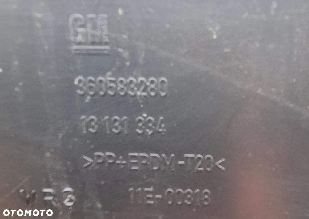 OSŁONA ,PLASTIK KLAPY BAGAŻNIKA  - OPEL ZAFIRA B LIFT / 2009 ROK - 4