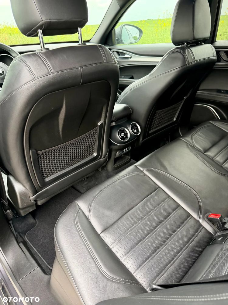 Alfa Romeo Stelvio 2.0 Turbo Executive Q4 - 22