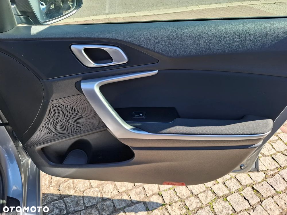 Kia Ceed 1.5 T-GDI M DCT - 35