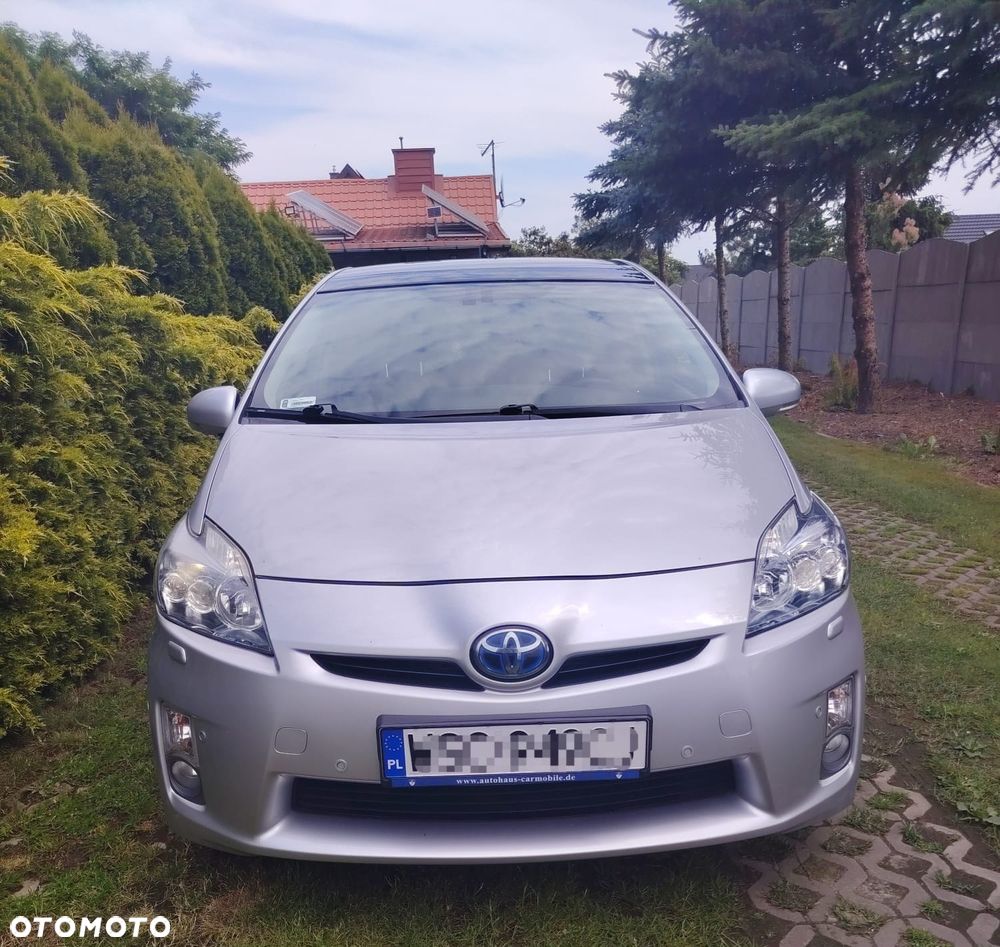 Toyota Prius - 4