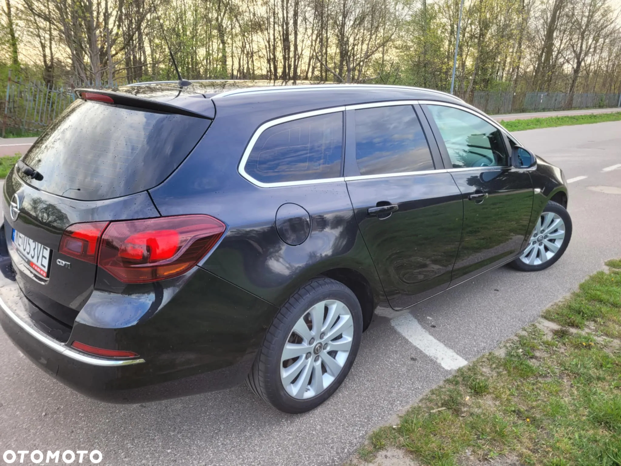 Opel Astra IV 1.6 CDTI Sport - 4