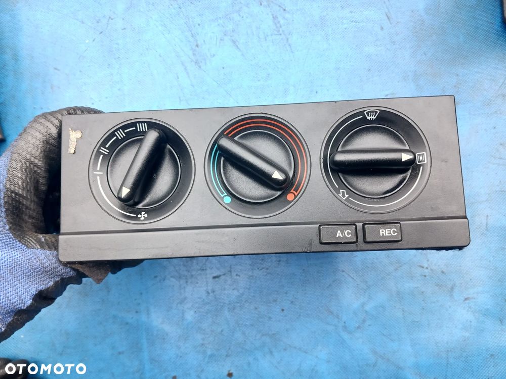 Panel klimatyzacji AUDI 80 B3 B4 893959621 nawiewu ogrzewania sterowanie pokrętło temperatury KLIMA Oryginał - 1