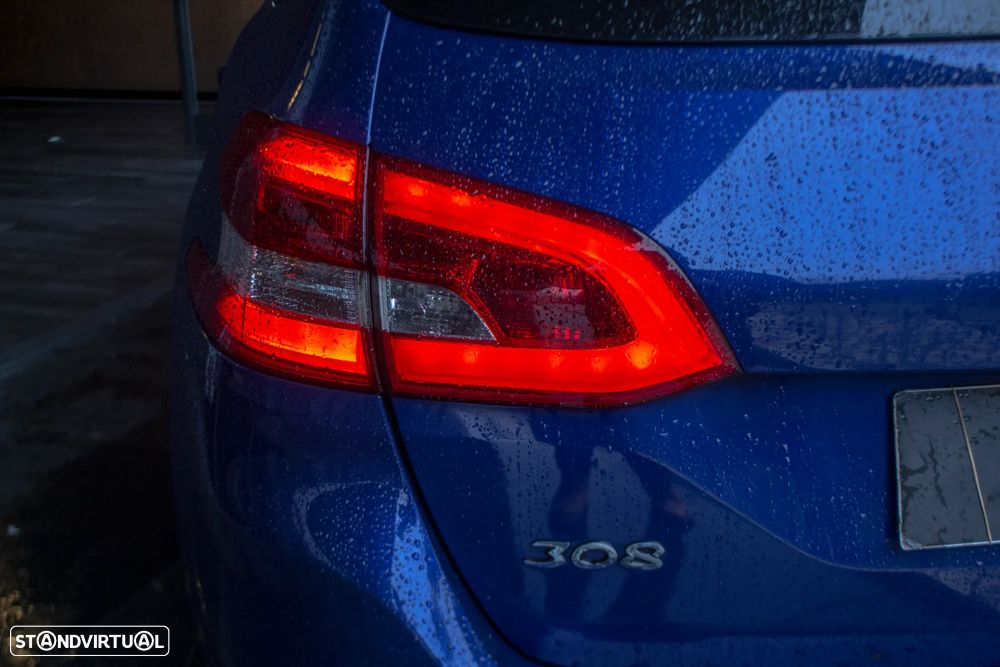 Peugeot 308 SW BlueHDi 130 Stop & Start Active - 11