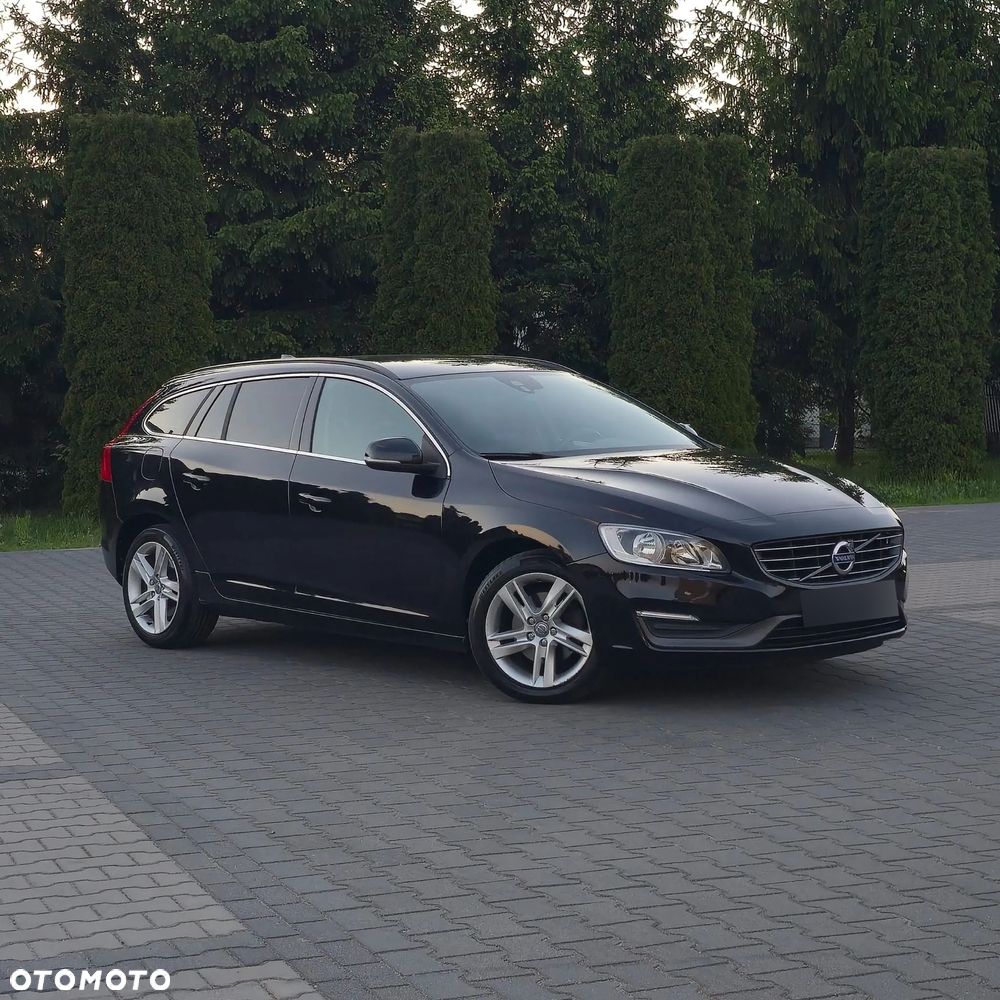 Volvo V60 D4 Momentum - 8