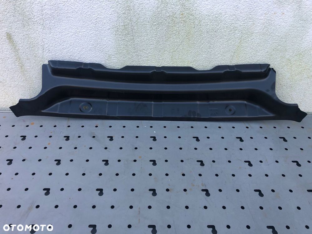 Skoda Superb 3T9 ściana tylna okular - 1