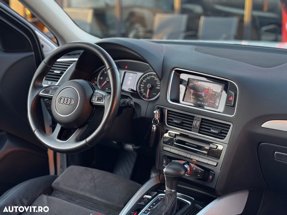 Audi Q5 2.0 TDI Quattro S tronic Sport - 9