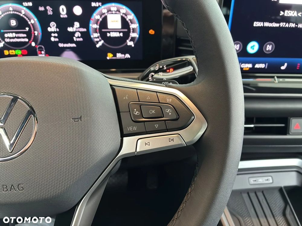 Volkswagen T-Roc - 19