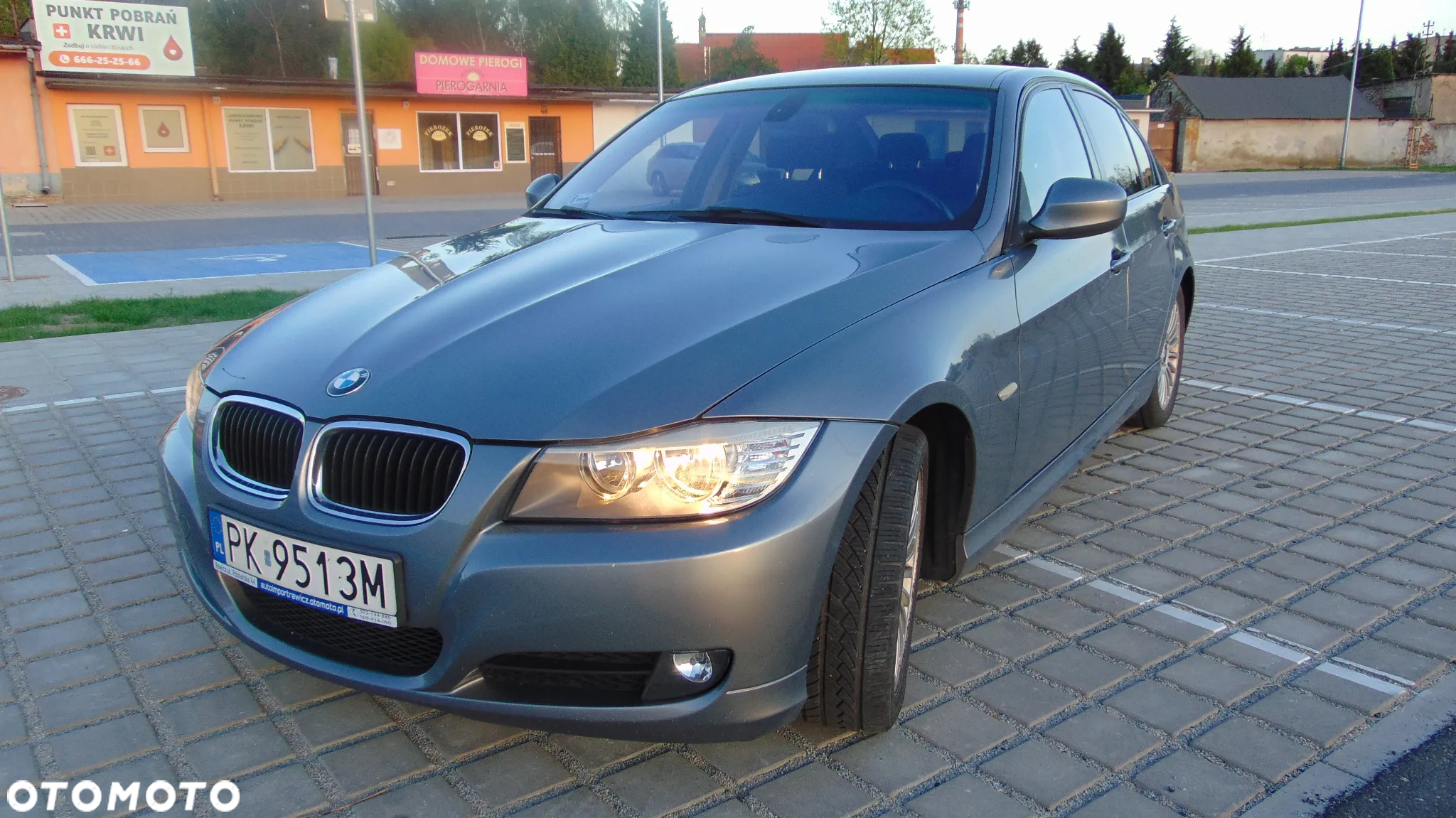 BMW Seria 3 318i - 13