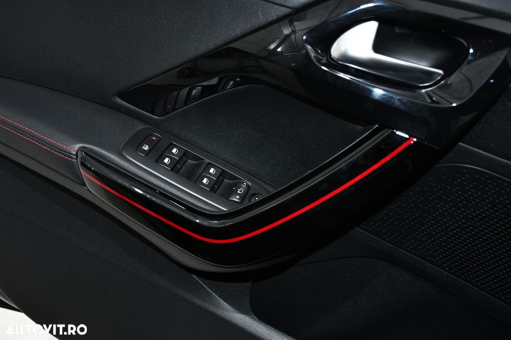 Peugeot 2008 1.2 PureTech Turbo EAT6 S&S GT-Line - 8