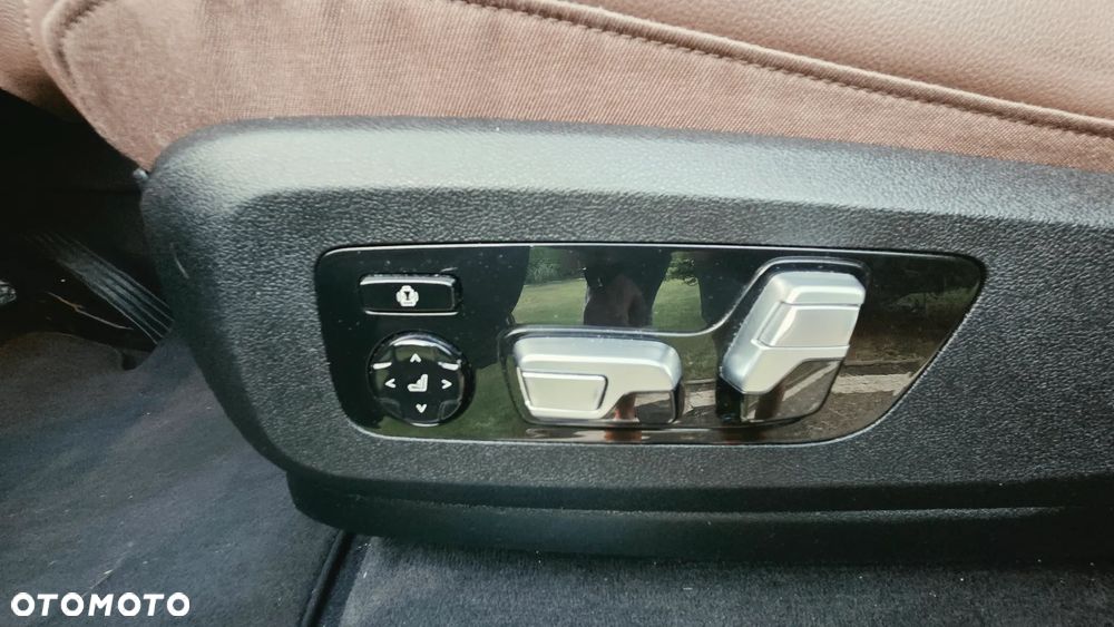 BMW X5 xDrive25d - 27