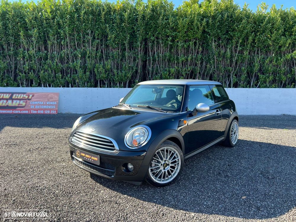 MINI 3 Portas One D - 1
