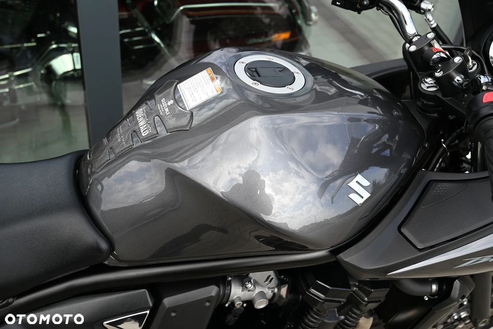 Suzuki Bandit - 36