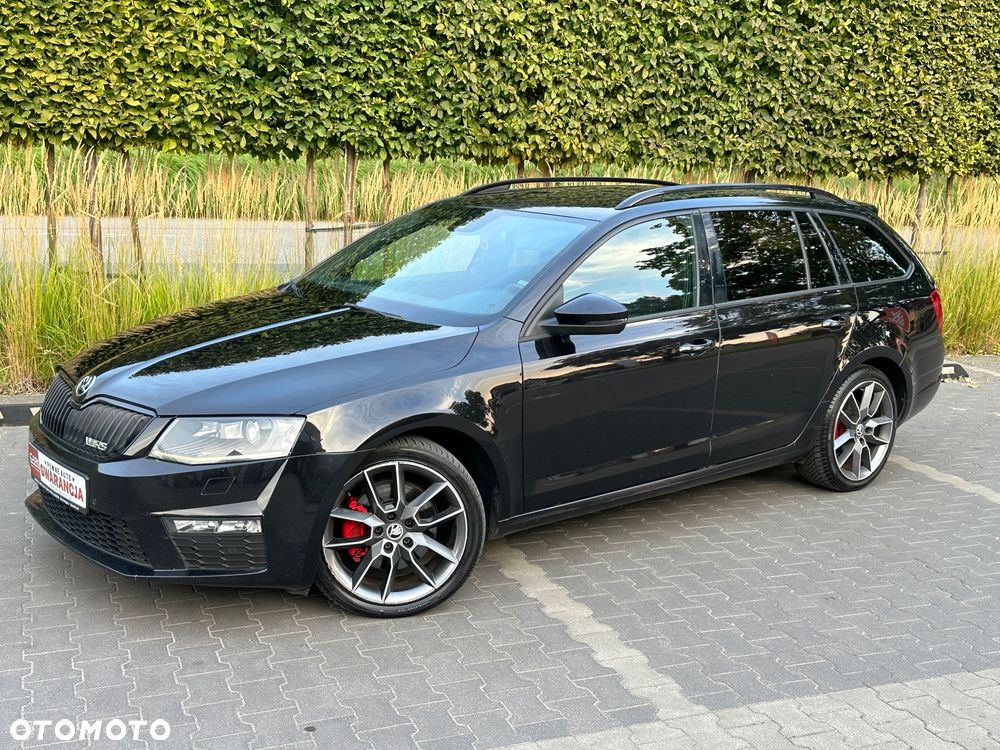 Skoda Octavia Combi 2.0 TDI DSG RS - 10