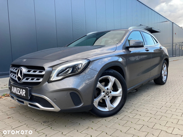 Mercedes-Benz GLA 200 7G-DCT AMG Line