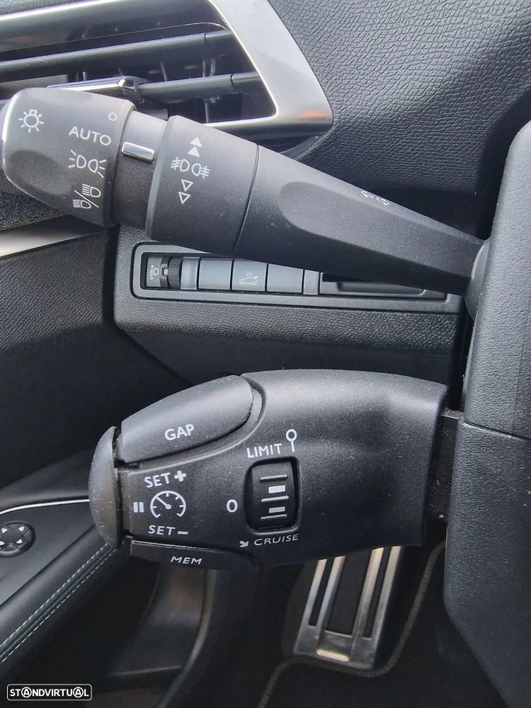 Peugeot 3008 PureTech 130 Stop & Start Crossway - 27