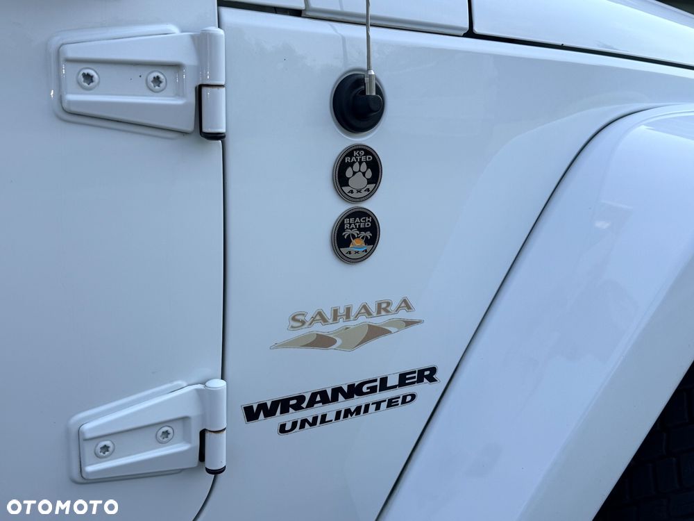 Jeep Wrangler 3.6 Unlim Sahara - 9